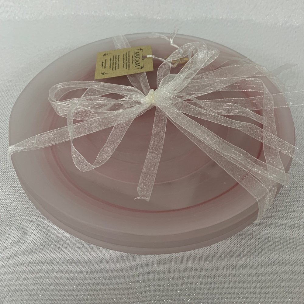 AKCAM Swirl Pink Glass Salad Dessert Plates - S/4
